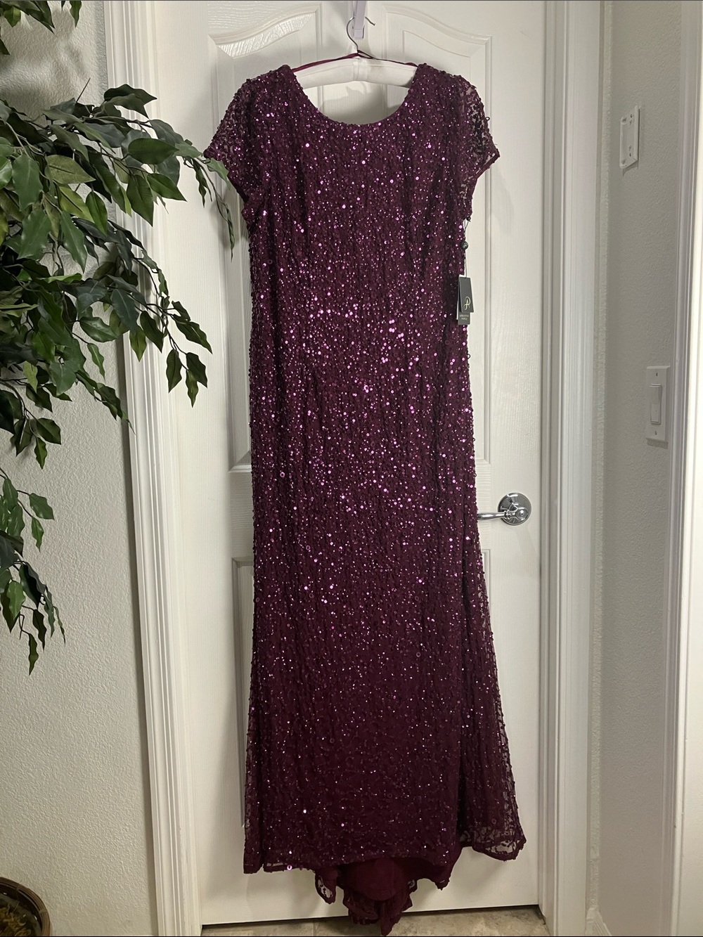 Adrianna Papell Scoop Back Sequin Gown In Cabernet, 20, Cabernet
